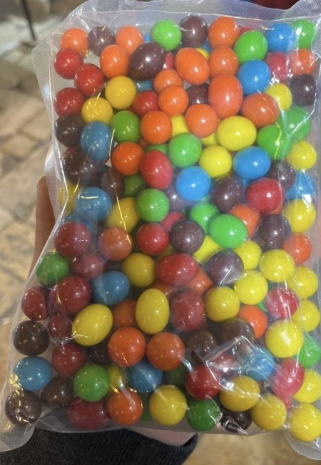 شوكولاته كرات ملون