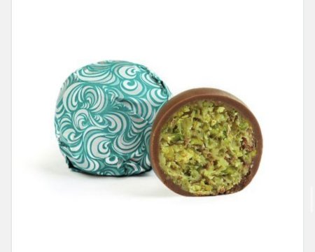 شوكولاته جورميت كرات بحشوه الفستق الحلبي