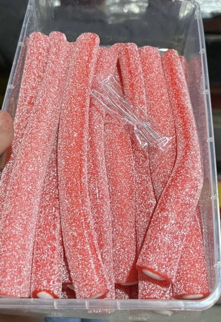 كاندي سوس احمر طويل حوامض ( كيلو)