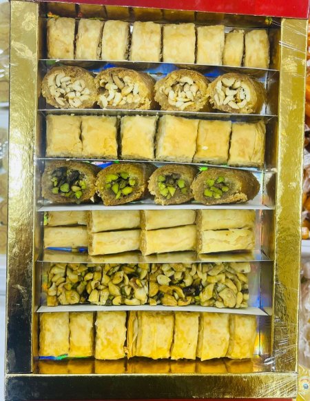 بقلاوة بالفستق الحلبي و الكاشو