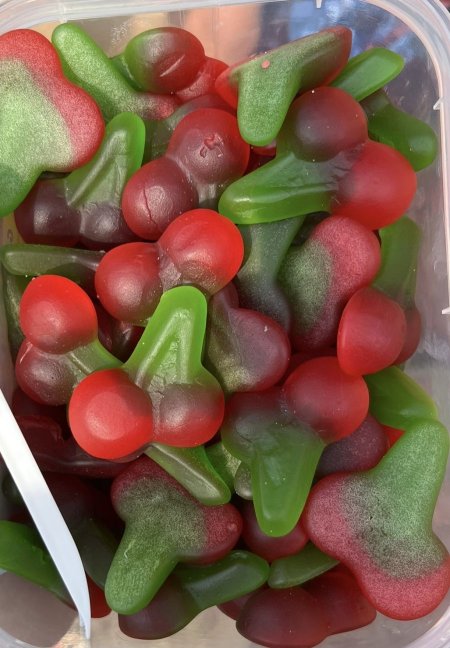 علبه كاندي كرز ( كيلو )