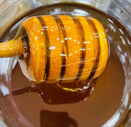 كيلو عسل طبيعي